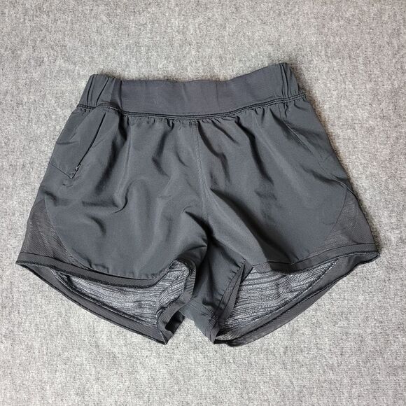 Lululemon Tracker Reversible Women's Athletic Shorts Size 2 Black Gray Gym - Picture 1 of 8